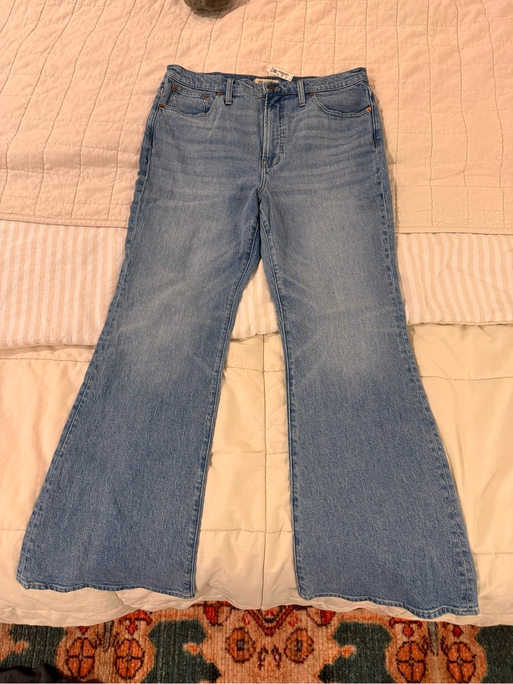 Madewell Light Blue Flared Jeans for Women. The perfect vintage flare NWT